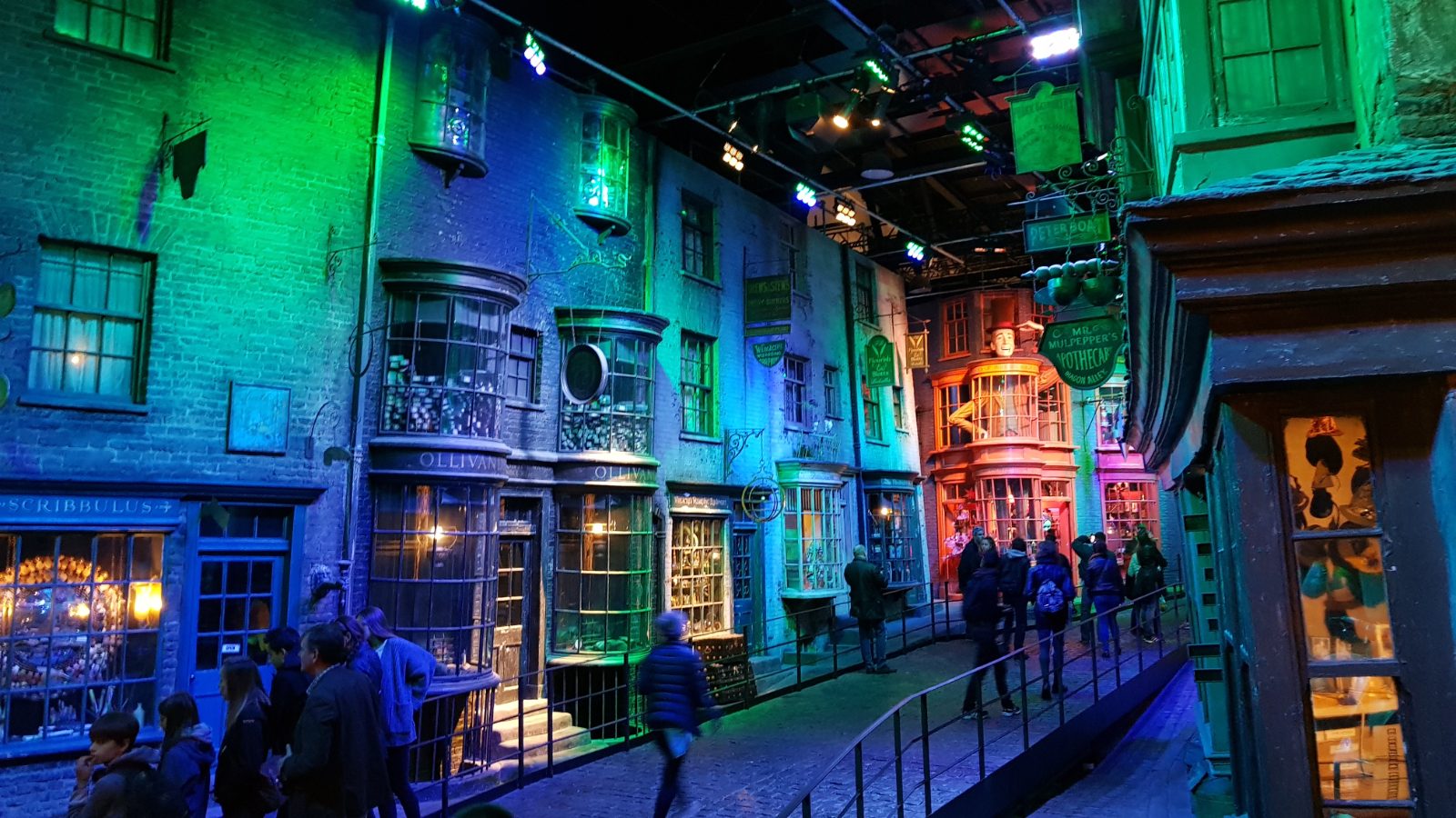 Warner Bros. Studio Tour London - The Making of Harry Potter Bild 9